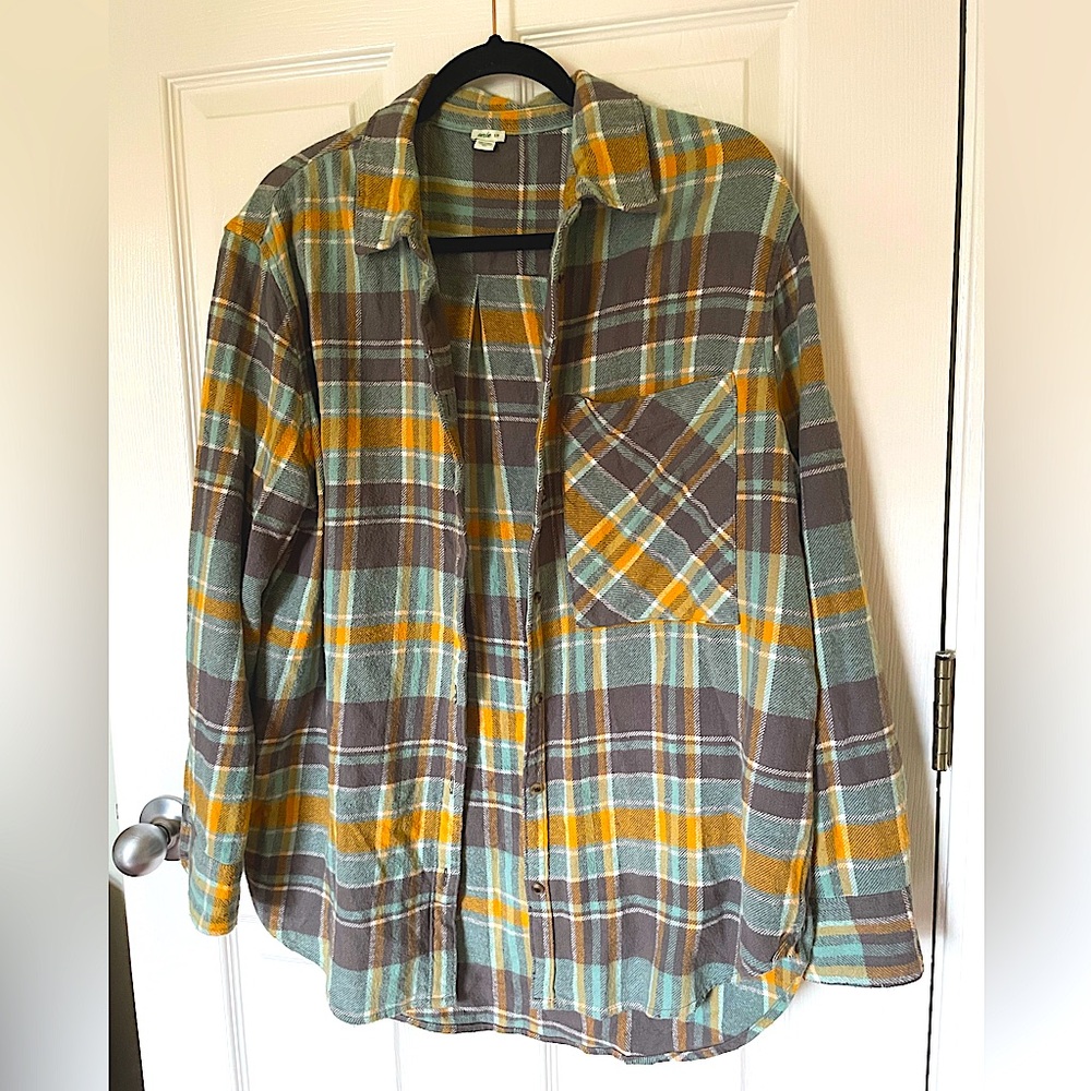 Aerie by American Eagle Plaid Button Up Flannel